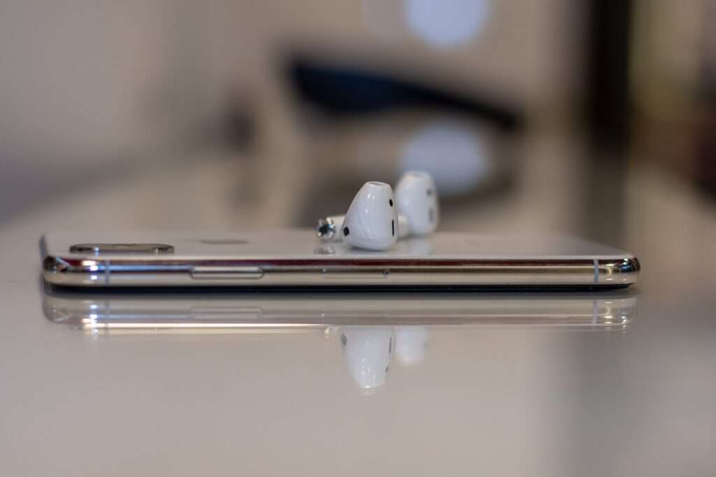 Elevate Your Listening Experience: Best Earbuds for Small Ears Revealed Elevate Your Listening Experience: Best Earbuds for Small Ears Revealed
