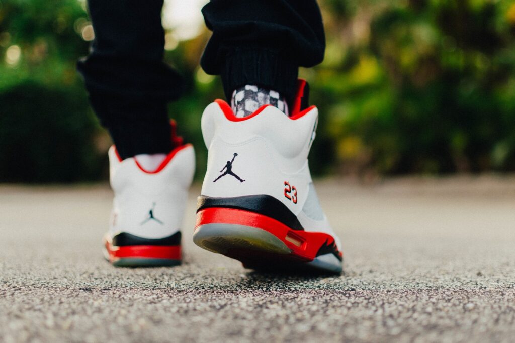 Multipurpose Shoes Are Must For A Perfect Tour