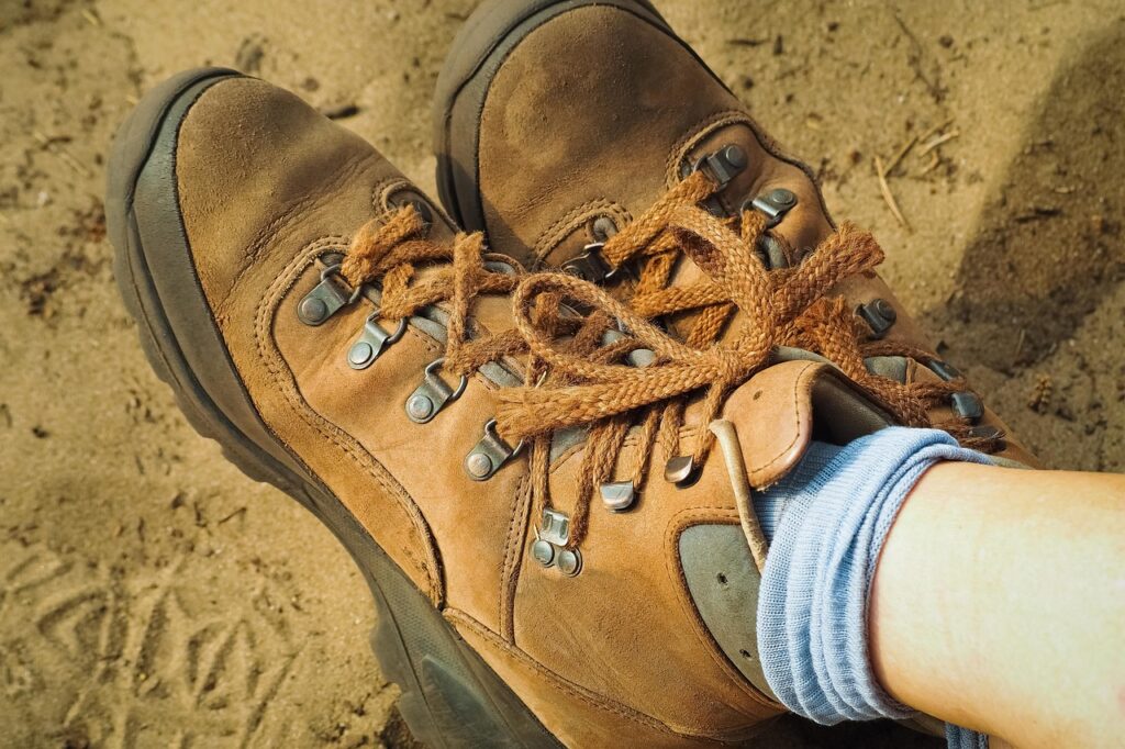 Multipurpose Shoes Are Must For A Perfect Tour