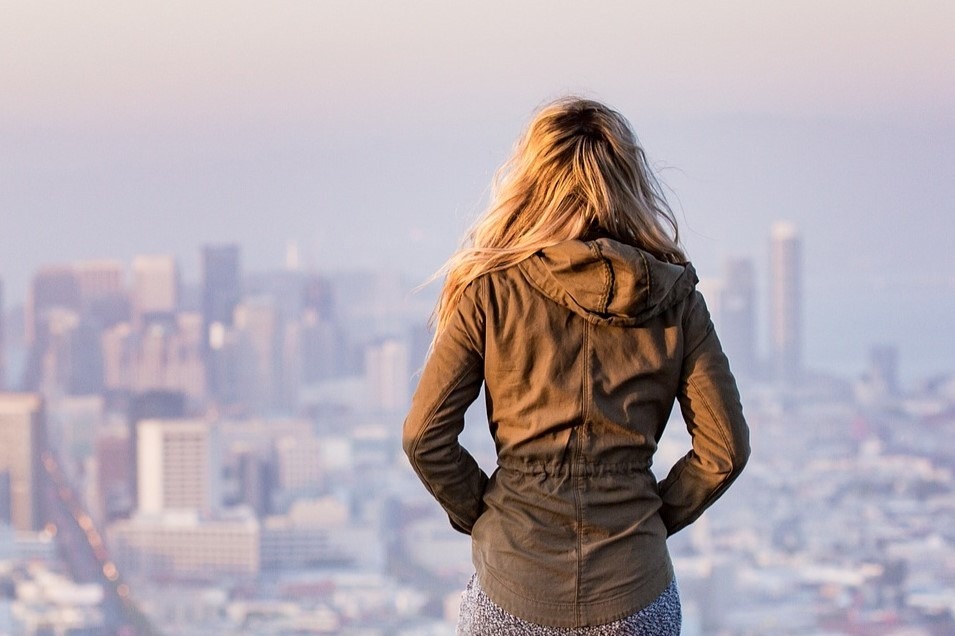 A Bulk Of Tourist Lightweight Waterproof Jacket