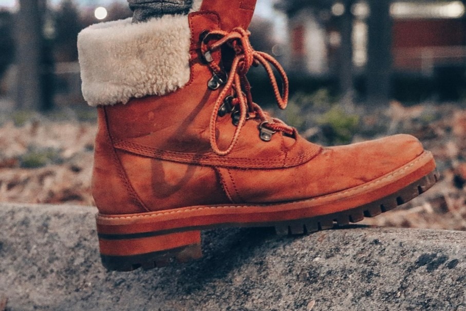 Multipurpose Shoes Are Must For A Perfect Tour