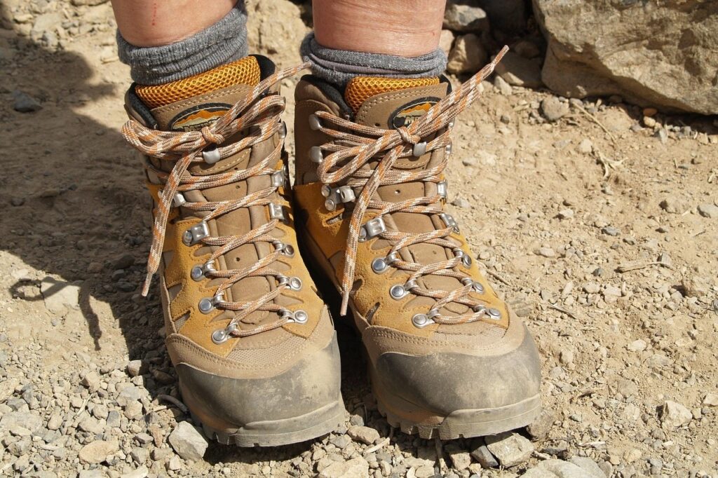 Multipurpose Shoes Are Must For A Perfect Tour