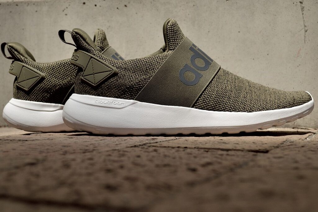 Multipurpose Shoes Are Must For A Perfect Tour