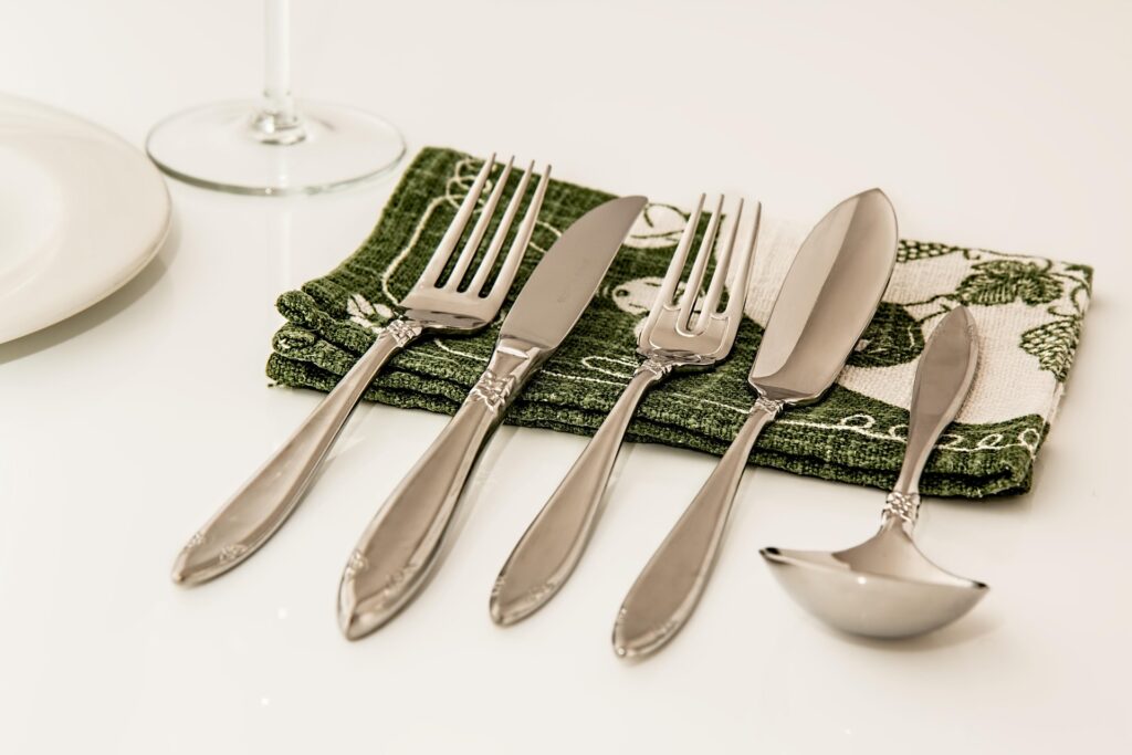 6 Non Toxic Silverware for a Healthy Dining Experience 6 Non Toxic Silverware for a Healthy Dining Experience